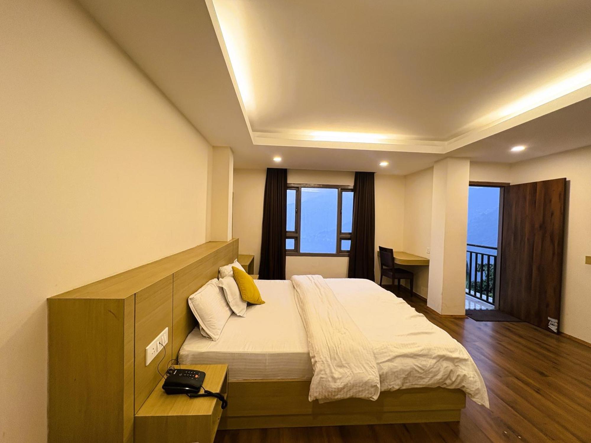 Hotel Kings Palace Гангток Экстерьер фото